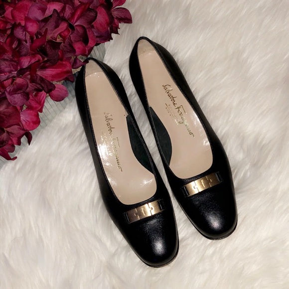 Salvatore Ferragamo Shoes - SALVATORE FERRAGAMO Black Leather Heels